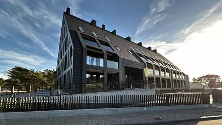 zabudowa termiczna poddasza hotelu 