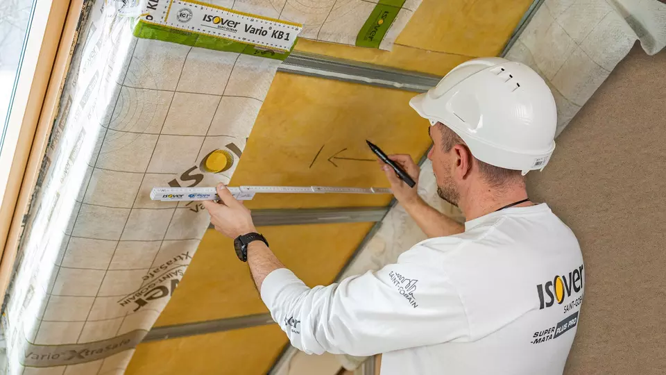 Montaż wełny ISOVER Super-Mata Plus PRO - krok 4